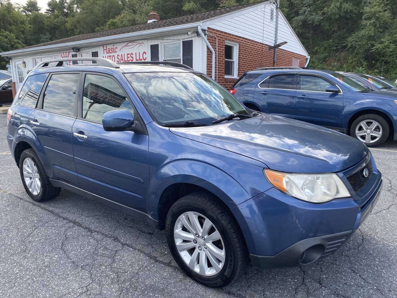 Used 2012 Subaru Forester 2.5X Premium AWD/4WD image 3