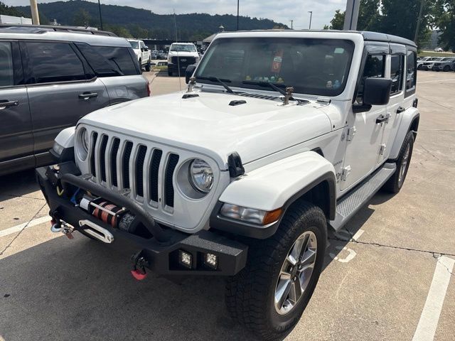 Used 2018 Jeep Wrangler Unlimited Sahara AWD/4WD image 3