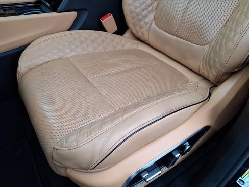 Used 2022 Jeep Grand Cherokee Summit image 10