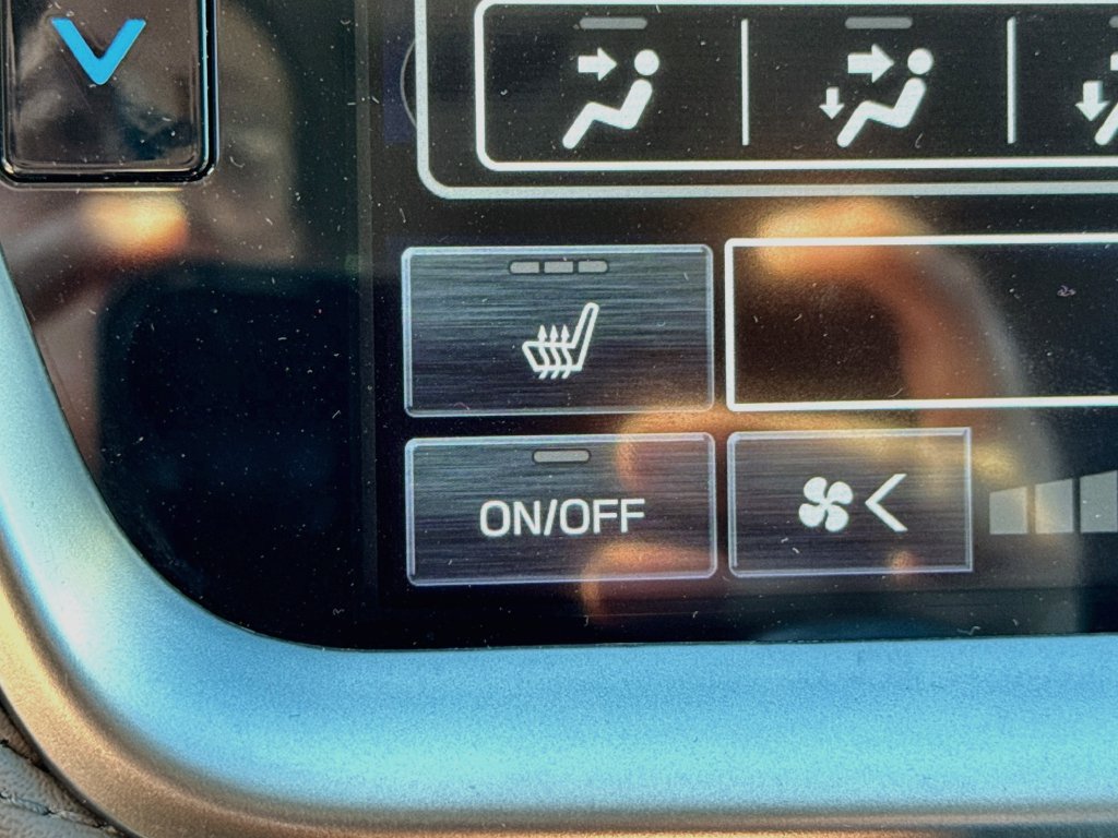 Used 2022 Subaru Outback Premium AWD/4WD image 19