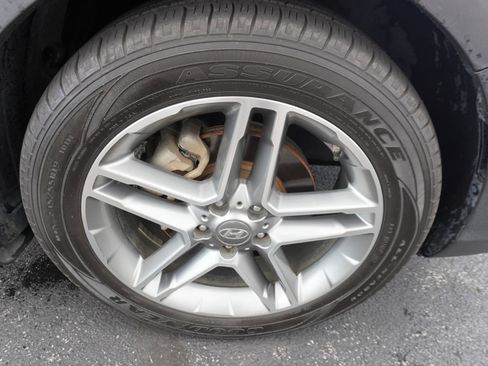 Used 2018 Hyundai Santa Fe FWD w/ SE Ultimate Tech Package 03 image 32