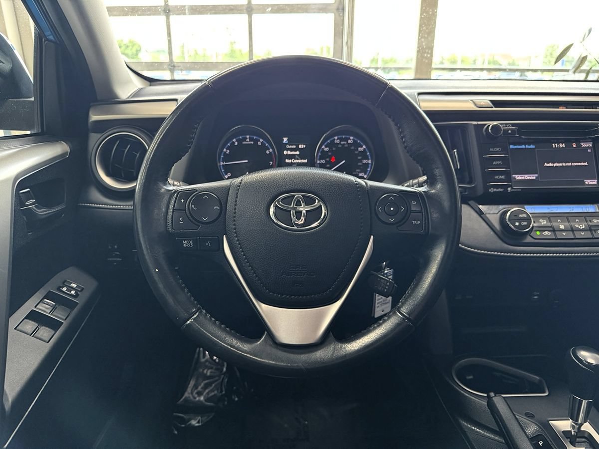 Used 2016 Toyota RAV4 XLE AWD/4WD image 34