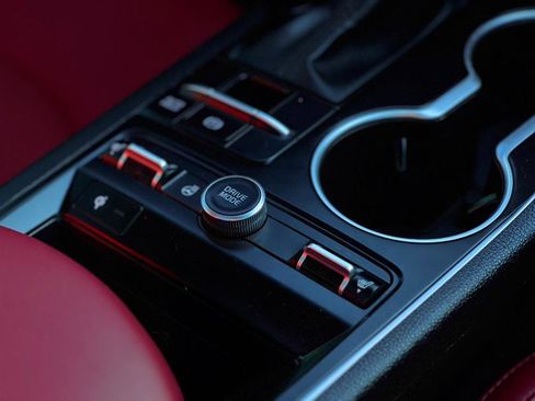 Used 2023 Kia K5 GT-Line image 36