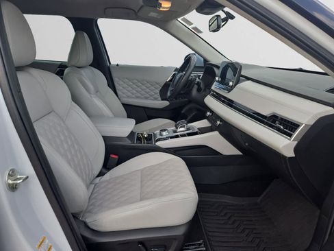 Used 2022 Mitsubishi Outlander SEL image 15