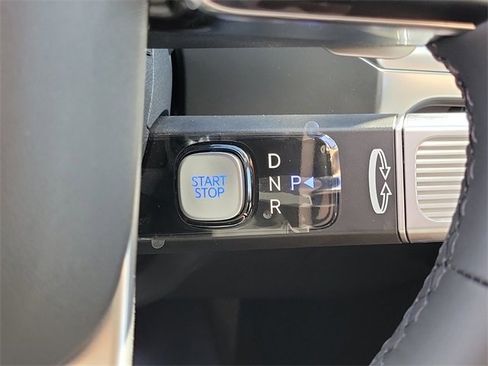 New 2026 Hyundai Ioniq 9 SEL image 8