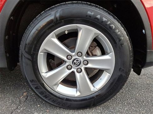 Used 2015 Toyota RAV4 XLE image 8