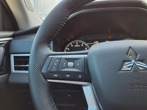 New 2025 Mitsubishi Outlander AWD image 20