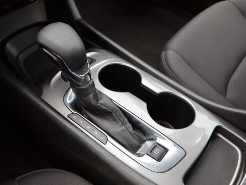 Used 2024 Chevrolet Malibu LS FWD image 28