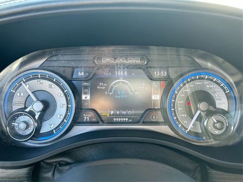 Used 2022 RAM 1500 Limited w/ Body-Colour Bumper Group image 11