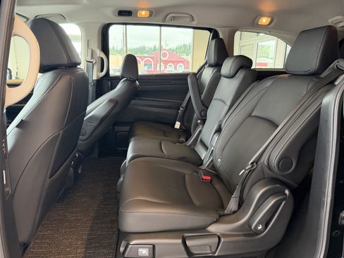 Used 2026 Honda Odyssey EX-L image 8