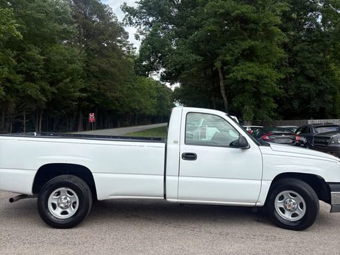 Used 2003 Chevrolet Silverado 1500 W/T RWD image 9