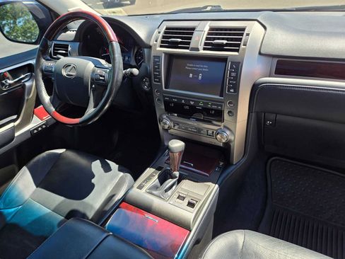 Used 2017 Lexus GX 460 Premium w/ Premium Package AWD/4WD image 13