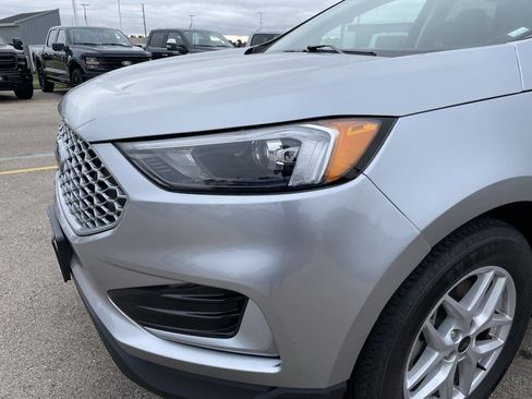 Used 2023 Ford Edge SEL image 34