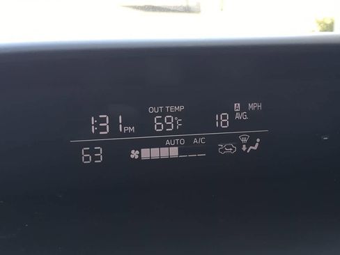 Used 2020 Subaru Crosstrek 2.0i Premium image 34