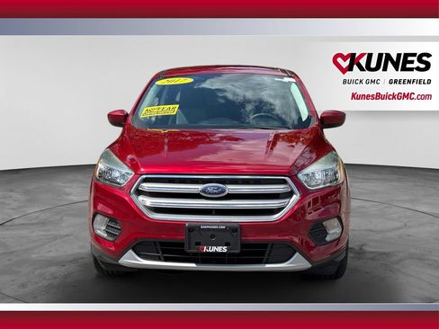 Used 2017 Ford Escape SE FWD image 3