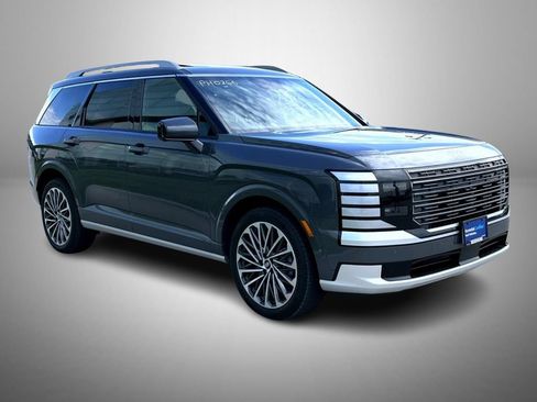 Used 2026 Hyundai Palisade Calligraphy AWD/4WD image 3