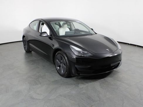 Used 2023 Tesla Model 3 Long Range AWD/4WD image 4