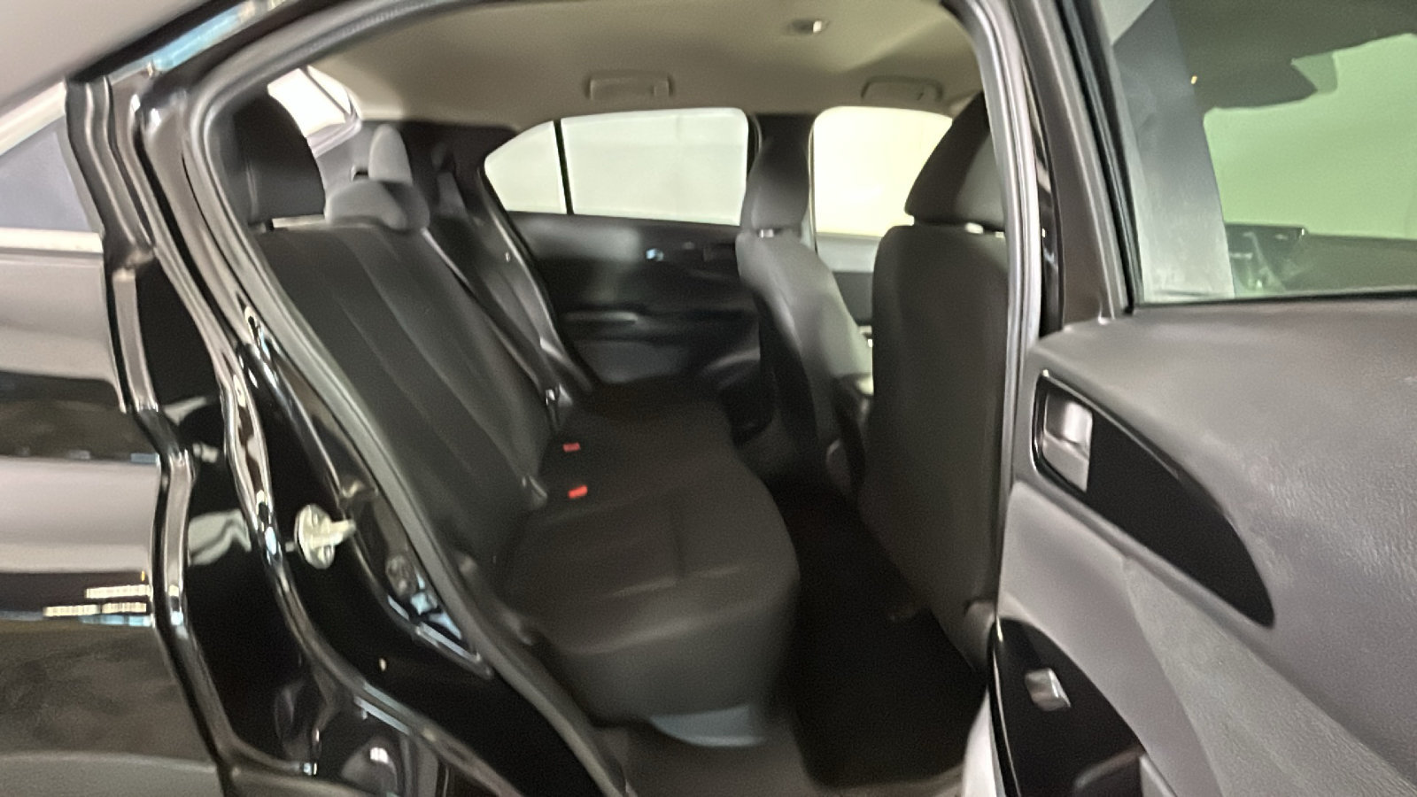 Used 2025 Mitsubishi Eclipse Cross LE AWD/4WD image 32