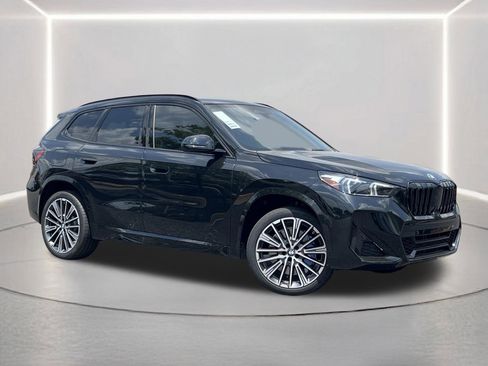 New 2026 BMW X1 xDrive28i w/ M Sport Package AWD/4WD image 2