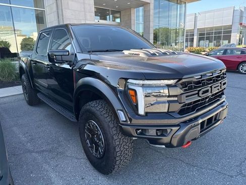 Used 2025 Ford F150 Raptor w/ Equipment Group 803A Raptor R AWD/4WD image 2