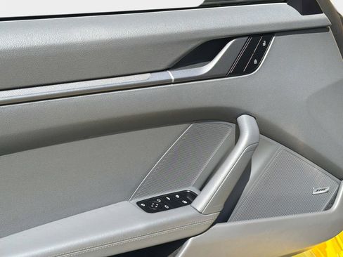 Used 2022 Porsche 911 Carrera image 27