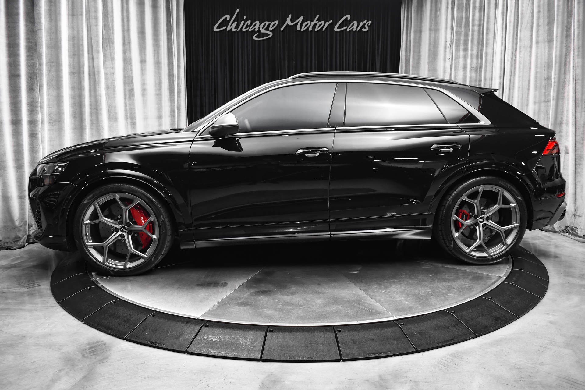 Used 2025 Audi RS Q8 performance AWD/4WD image 1
