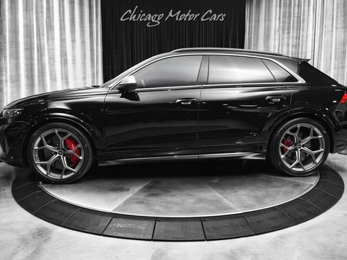 Used 2025 Audi RS Q8 performance AWD/4WD image 1