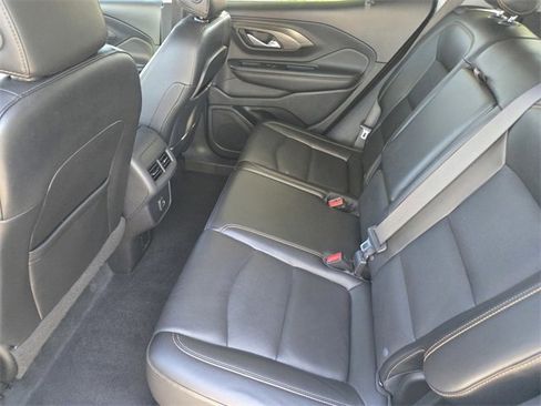 Used 2021 GMC Terrain SLT image 14