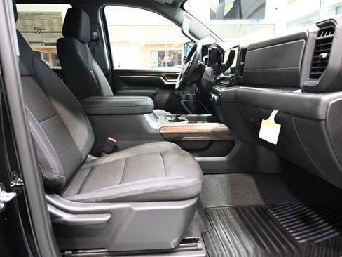 New 2026 Chevrolet Silverado 2500 LT AWD/4WD image 11