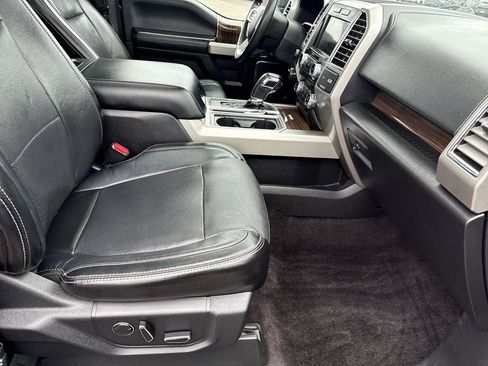 Used 2016 Ford F150 Lariat w/ Equipment Group 502A Luxury image 12