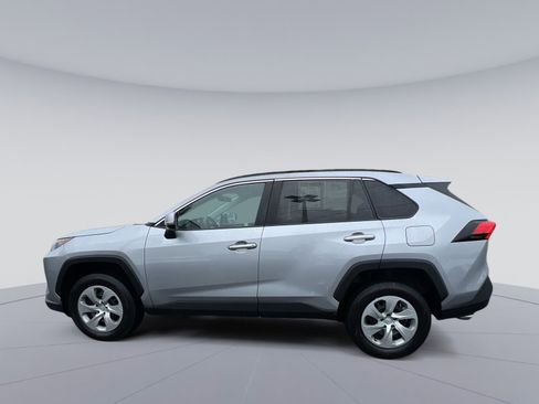 Used 2019 Toyota RAV4 LE w/ All Weather Liner Package AWD/4WD image 6