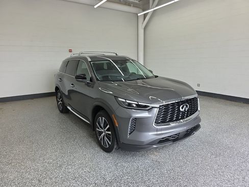 Certified 2023 INFINITI QX60 Sensory w/ Vision Package FWD image 7