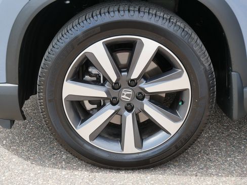 Used 2023 Honda Pilot Touring image 15
