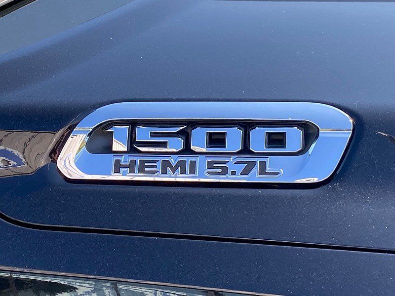 Used 2019 RAM 1500 Limited AWD/4WD image 11