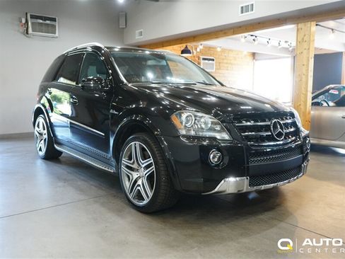 Used 2011 Mercedes-Benz ML 63 AMG 4MATIC image 3