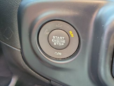 Used 2019 Jeep Wrangler Unlimited Sport S AWD/4WD image 10