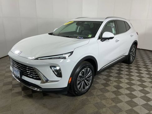 Used 2024 Buick Envision Preferred image 4