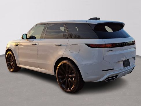 New 2026 Land Rover Range Rover Sport Dynamic SE AWD/4WD image 4