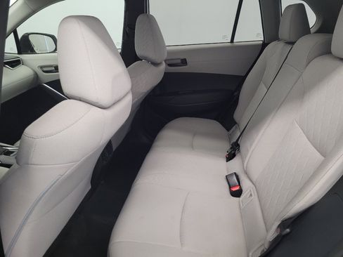Used 2023 Toyota Corolla Cross L FWD image 18