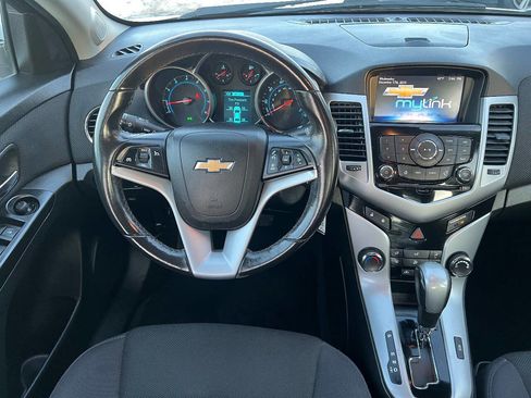 Used 2014 Chevrolet Cruze LT image 28