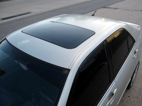 Used 2002 Lexus IS 300 RWD image 15