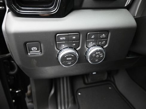 New 2026 GMC Sierra 1500 AT4 w/ AT4 Premium Package image 17