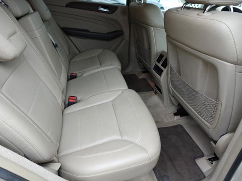 Used 2013 Mercedes-Benz ML 350 4MATIC image 12