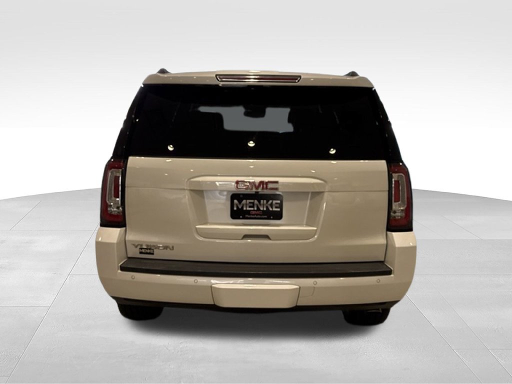 Used 2017 GMC Yukon SLT w/ Premium Edition AWD/4WD image 6