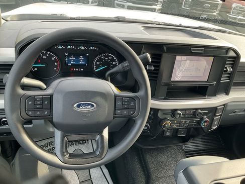 New 2026 Ford F250 XL w/ XL Chrome Package image 23