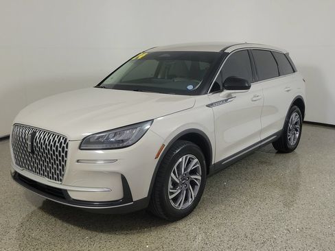 Used 2024 Lincoln Corsair FWD image 2