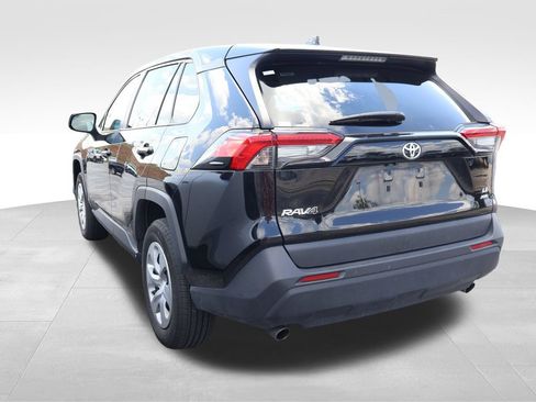 Used 2025 Toyota RAV4 LE AWD/4WD image 23