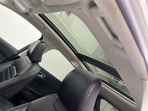 Used 2024 Ford Edge SEL w/ Convenience Package image 6