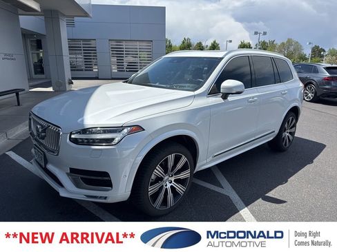 Used 2021 Volvo XC90 T6 Inscription w/ Lounge Package AWD/4WD image 1