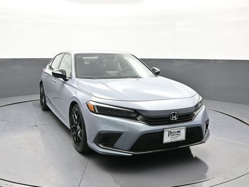 Certified 2023 Honda Civic Sport image 3